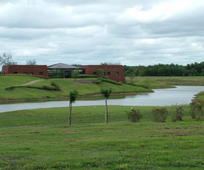 Pasinato Arquitectos Estancias Golf Club
